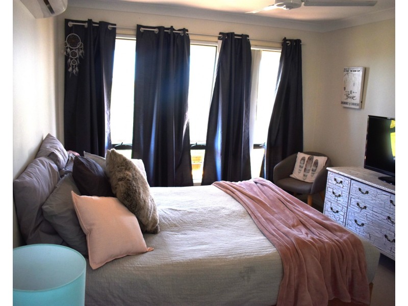 22 Blaxland Street, Parkes NSW 2870