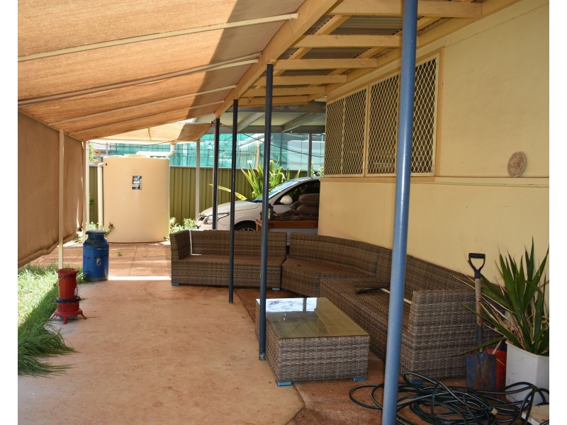 24 Armstrong Street, Parkes NSW 2870