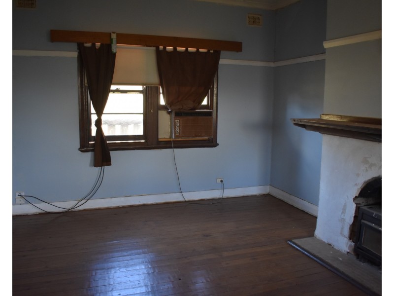 45  Cardigan Street, Tullamore NSW 2874