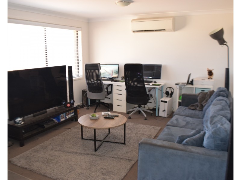 27 Rosewood Avenue, Parkes NSW 2870