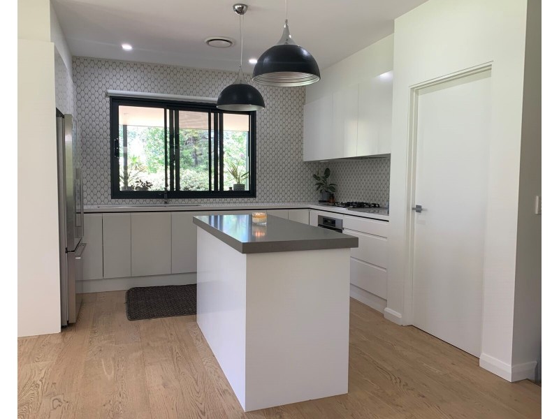 202 Military Road, Parkes NSW 2870