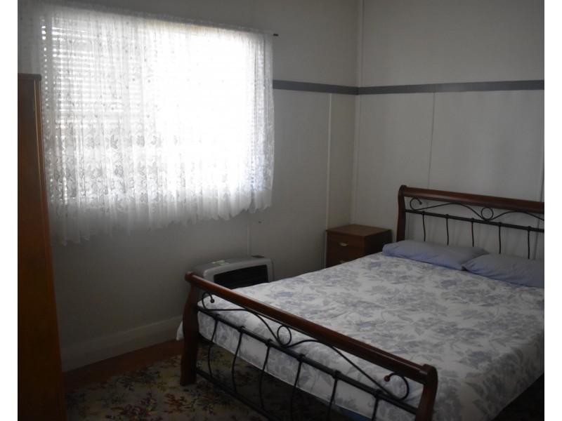 21 Clarinda Street, Parkes NSW 2870