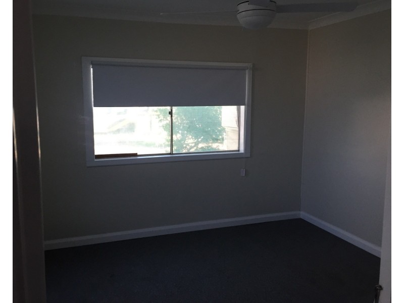 2/4 Medlyn Street, Parkes NSW 2870
