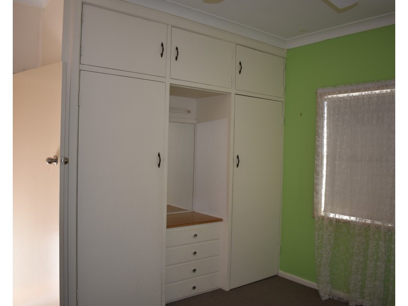 3 Thomas Street, Parkes NSW 2870