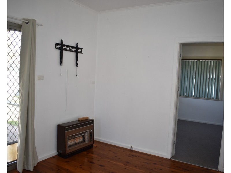 3 Thomas Street, Parkes NSW 2870