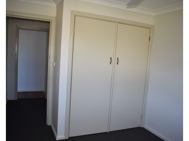 3 Thomas Street, Parkes NSW 2870