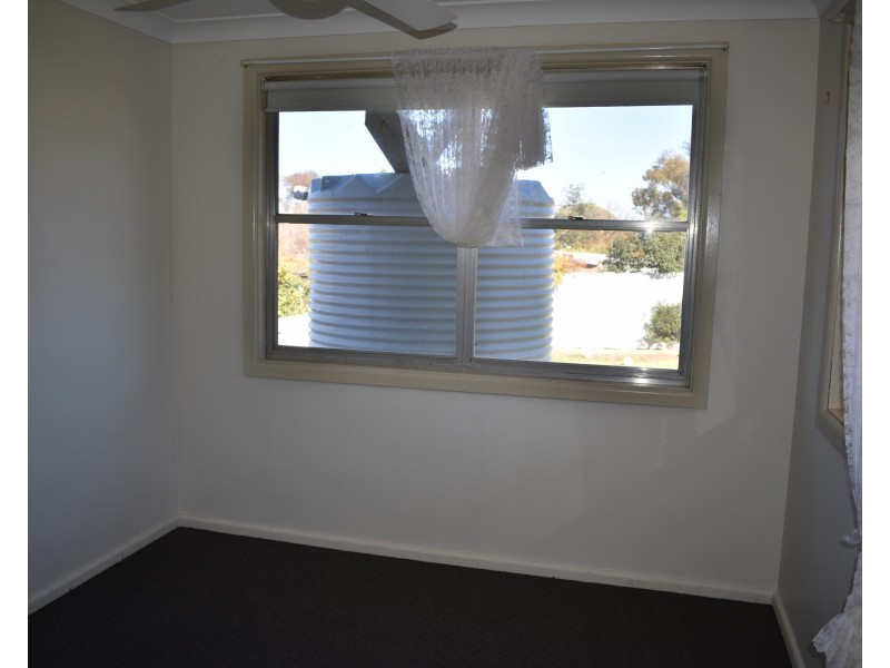 3 Thomas Street, Parkes NSW 2870