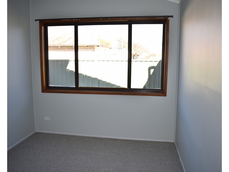 9 Carrington Street, Parkes NSW 2870