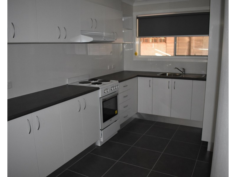 5/11 Elouera Place, Parkes NSW 2870