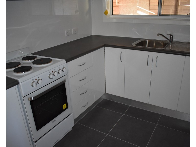 5/11 Elouera Place, Parkes NSW 2870