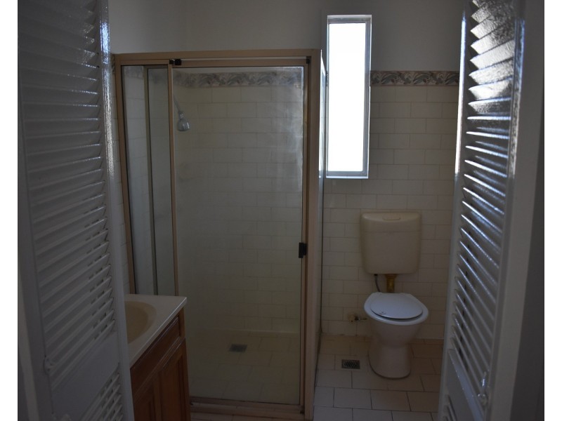 63 Bushman Street, Parkes NSW 2870