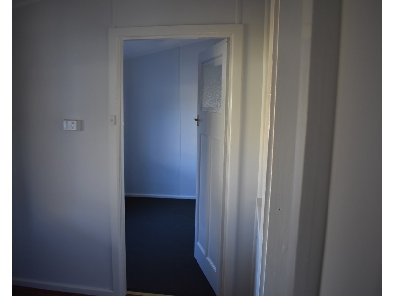 63 Bushman Street, Parkes NSW 2870