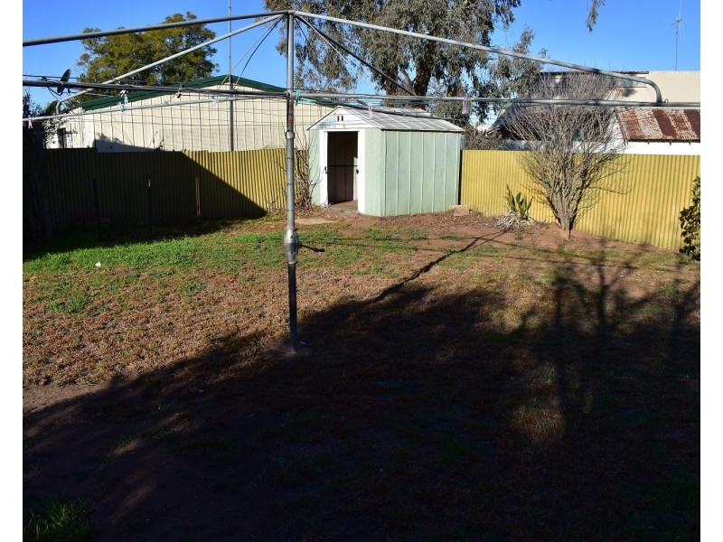 63 Bushman Street, Parkes NSW 2870