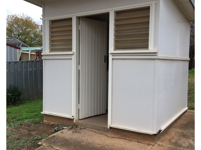 6/13 Orange St, Parkes NSW 2870