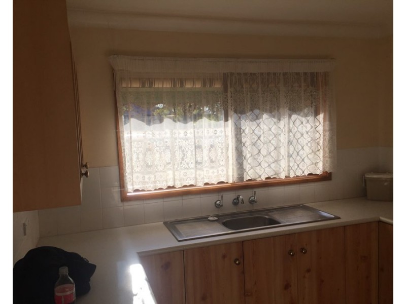 1 39 Close Street, Parkes NSW 2870