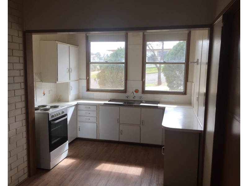 13  Wentworth Street, Parkes NSW 2870