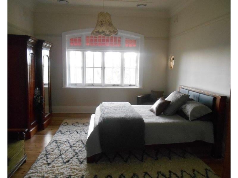 6 Gap Street, Parkes NSW 2870