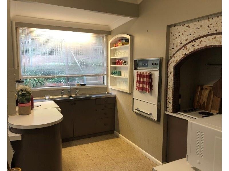 6 Gap Street, Parkes NSW 2870