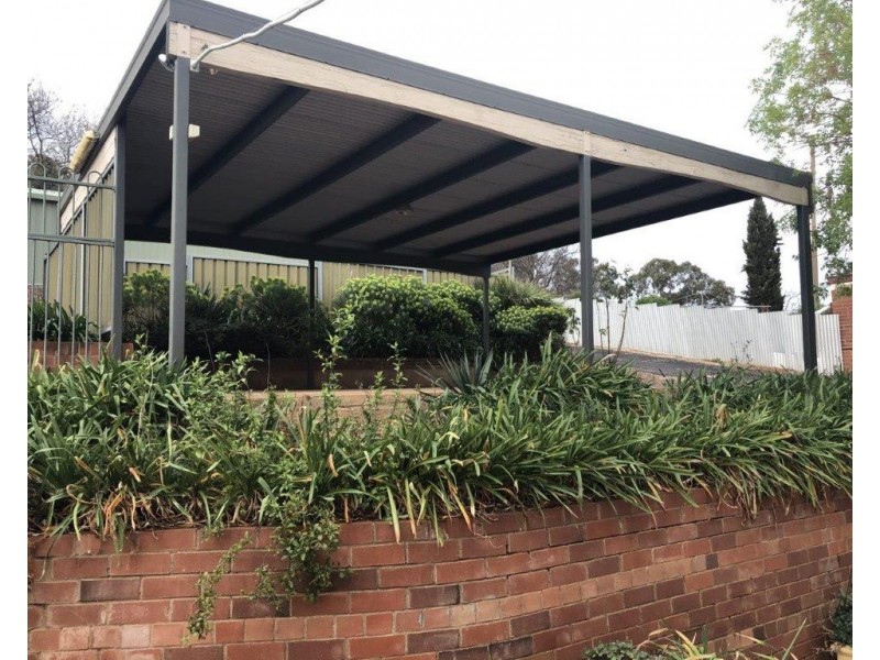 6 Gap Street, Parkes NSW 2870