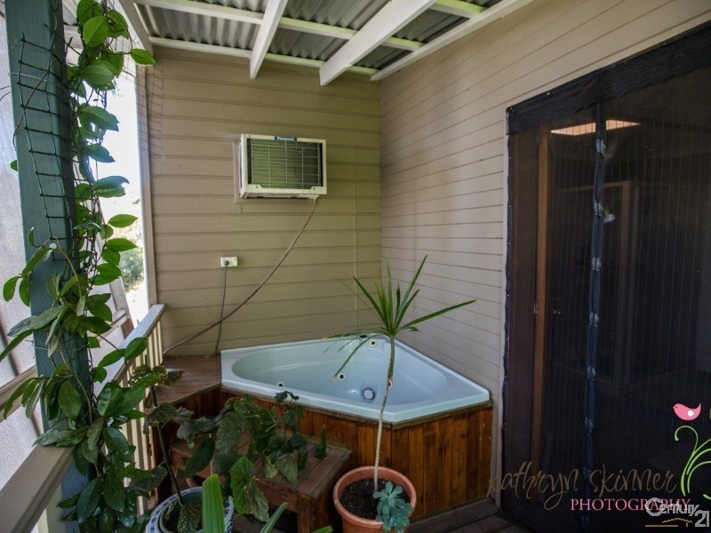 47 Iris Street, Gilgandra NSW 2827