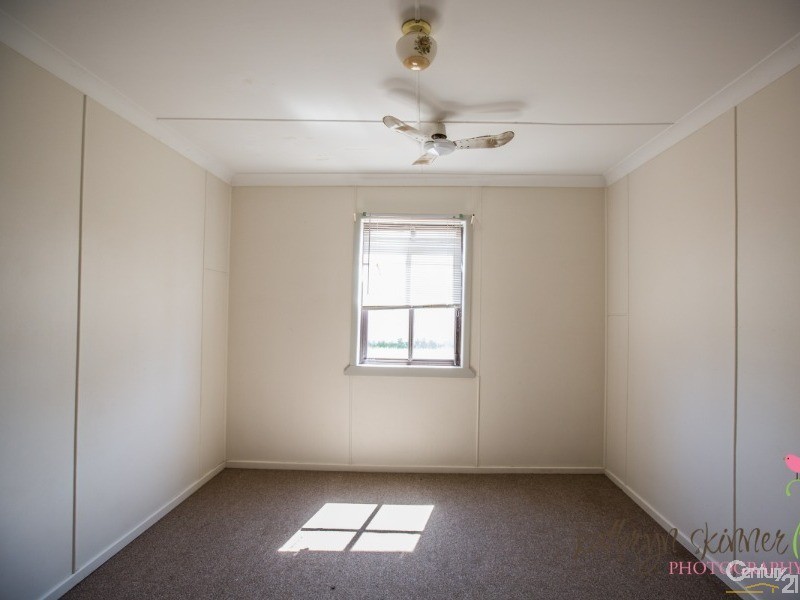 60 Coonamble Street, Gulargambone NSW 2828