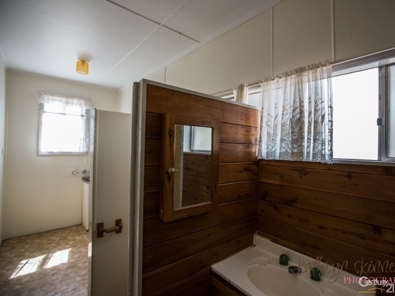 60 Coonamble Street, Gulargambone NSW 2828