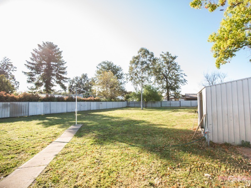 36 Waugan Street, Gilgandra NSW 2827