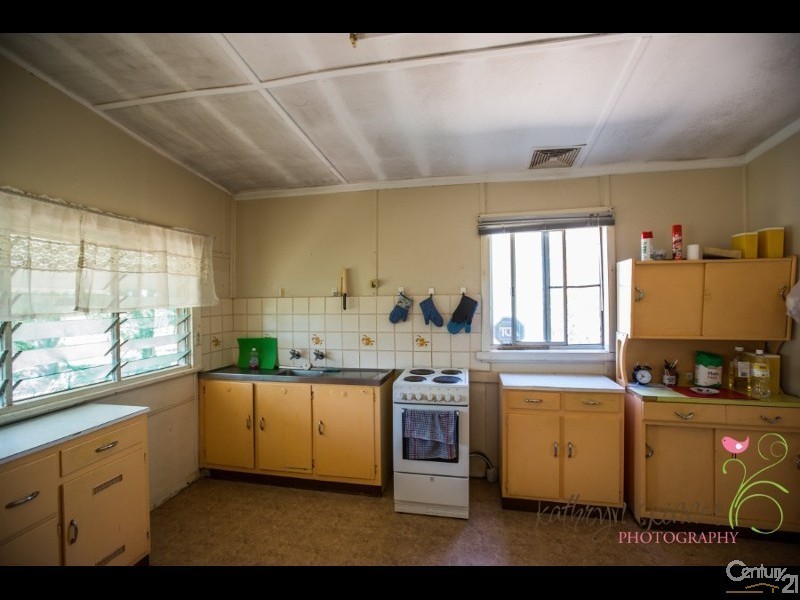 18-24 Yoolundry Street, Gulargambone NSW 2828