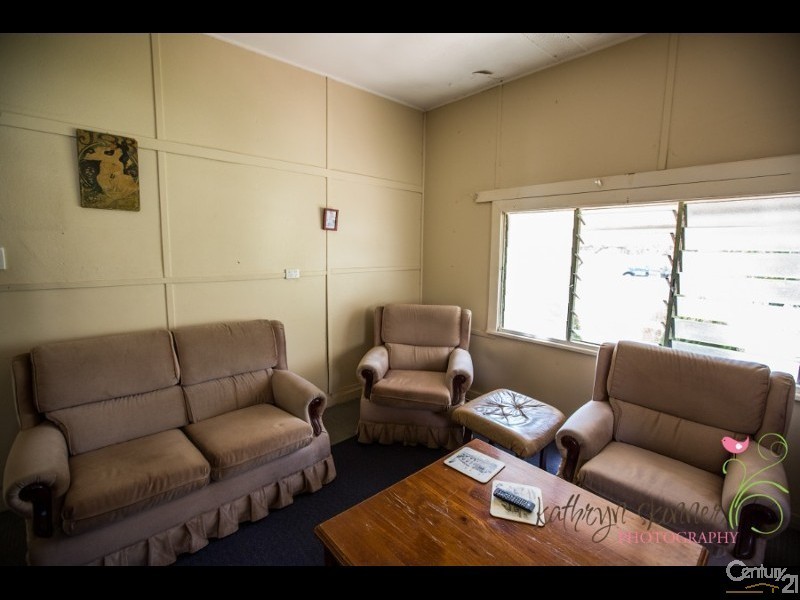 18-24 Yoolundry Street, Gulargambone NSW 2828