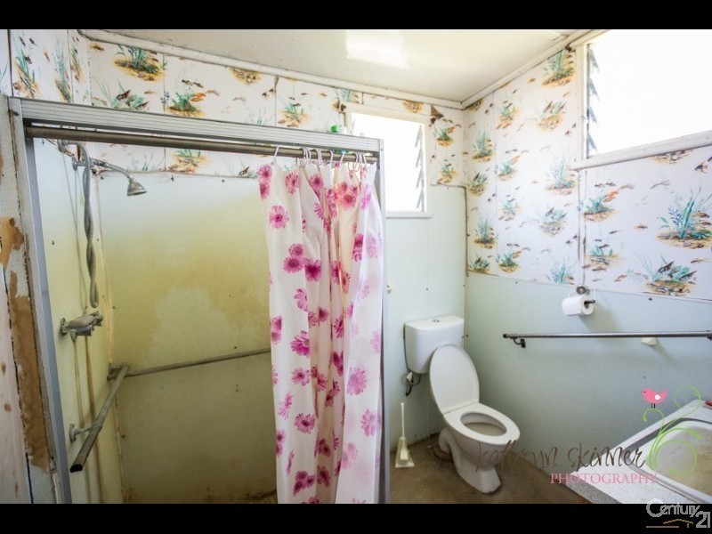 18-24 Yoolundry Street, Gulargambone NSW 2828