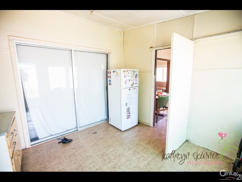 18-24 Yoolundry Street, Gulargambone NSW 2828