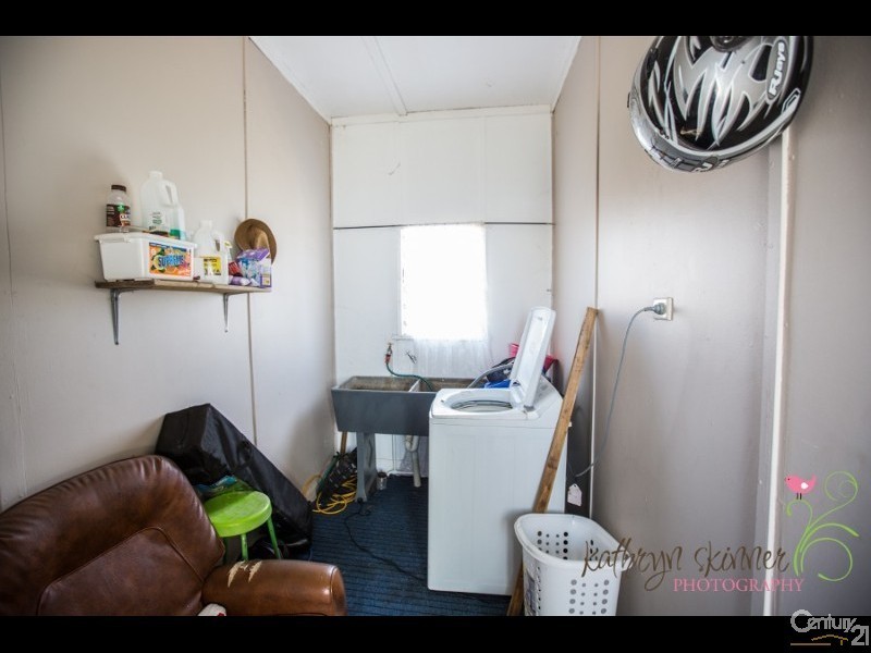 18-24 Yoolundry Street, Gulargambone NSW 2828