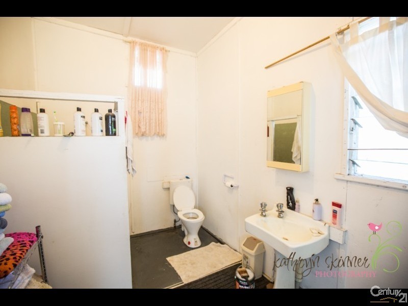 18-24 Yoolundry Street, Gulargambone NSW 2828