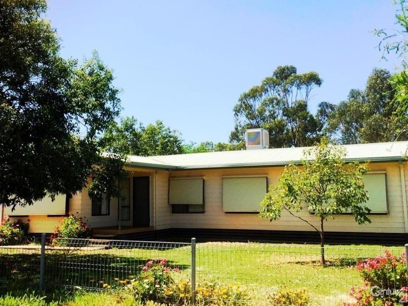 53 Coonamble Street, Gulargambone NSW 2828
