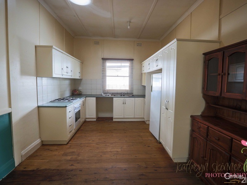 15 Warrie Street, Gilgandra NSW 2827