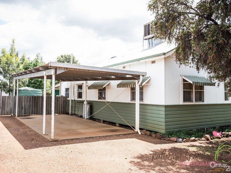 15 Warrie Street, Gilgandra NSW 2827