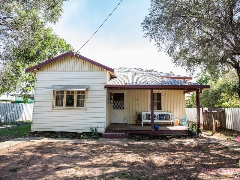 120 Warren Road, Gilgandra NSW 2827