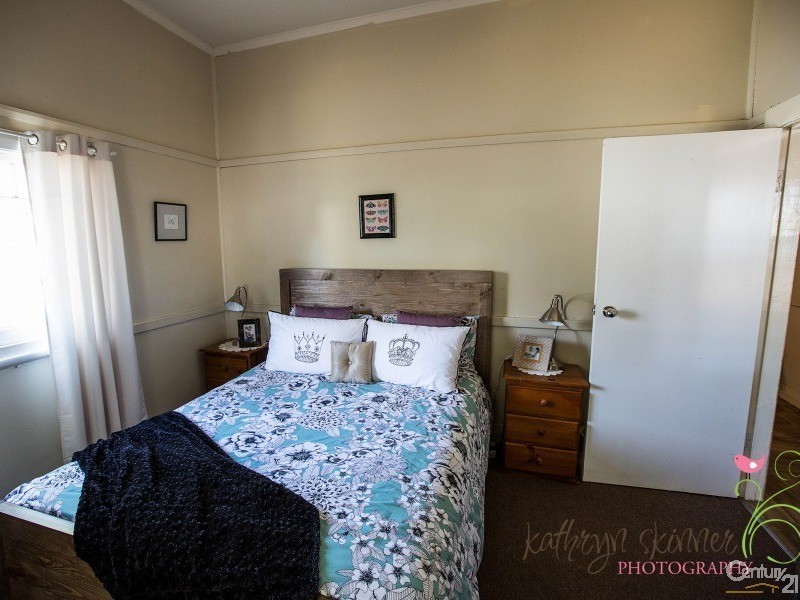 120 Warren Road, Gilgandra NSW 2827