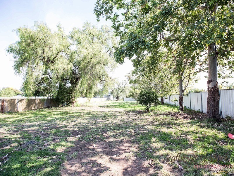 120 Warren Road, Gilgandra NSW 2827