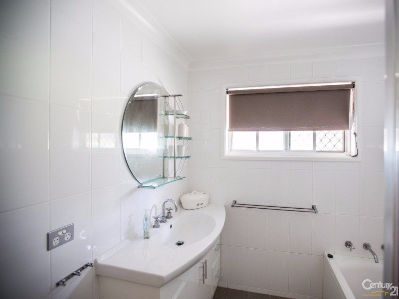 93 Myrtle Street, Gilgandra NSW 2827