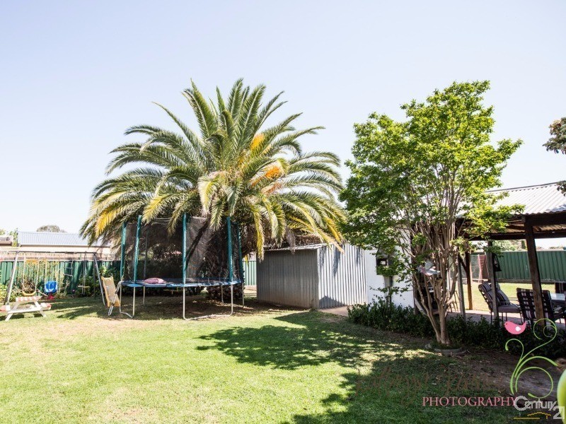 4 Bobs Street, Gilgandra NSW 2827