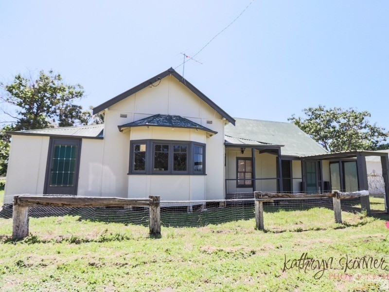 52 Lower Castlereagh Street, Gilgandra NSW 2827