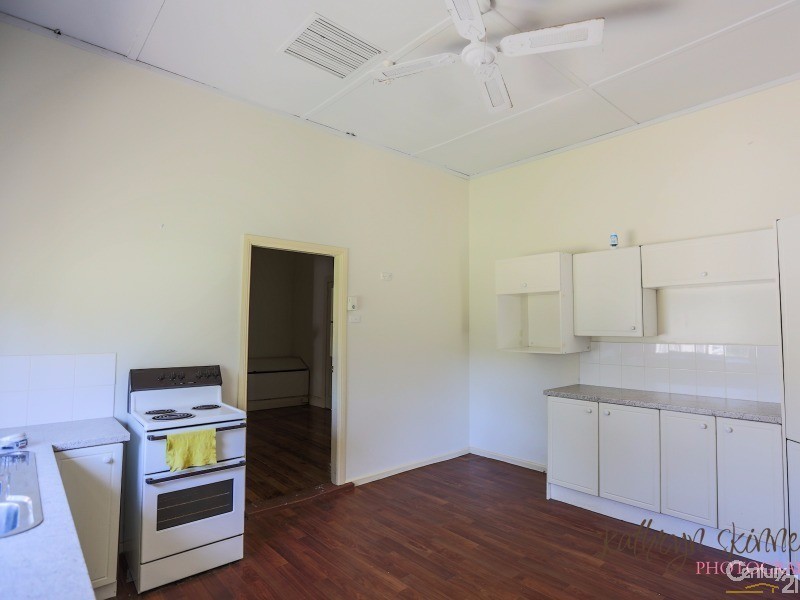 52 Lower Castlereagh Street, Gilgandra NSW 2827