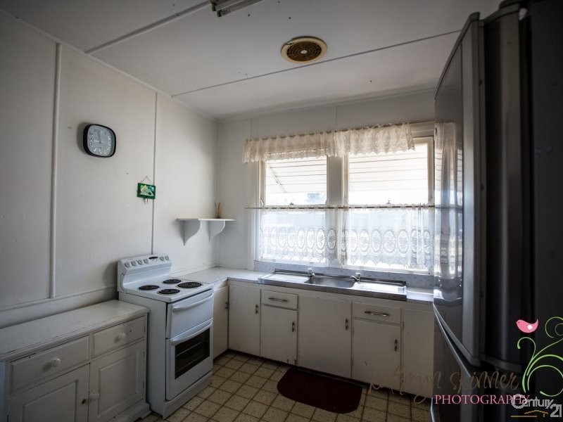 26 Strickland Street, Gilgandra NSW 2827