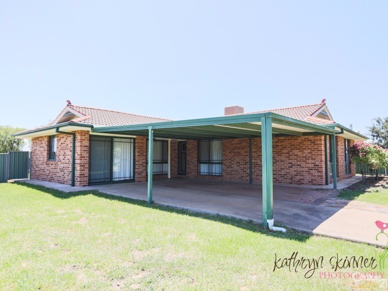 8 Bencubbin Street, Gilgandra NSW 2827