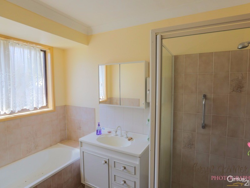 3 Strickland Street, Gilgandra NSW 2827