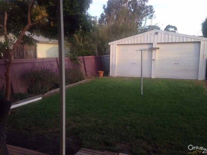 24 Warrena Street, Coonamble NSW 2829