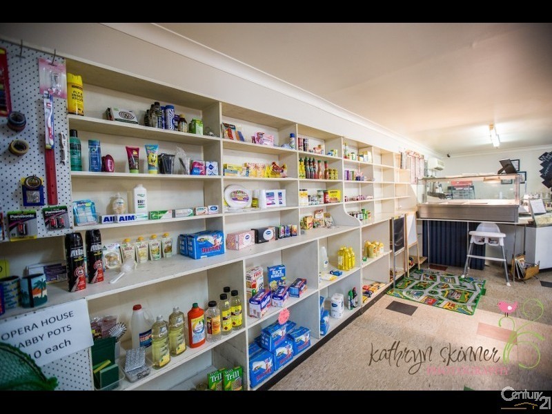 80 Wamboin Street, Gilgandra NSW 2827