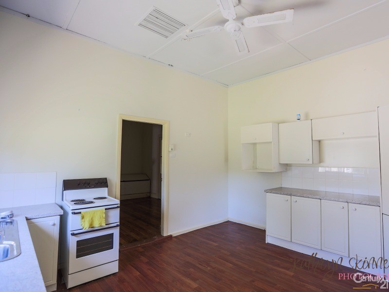 52 Lower Castlereagh Street, Gilgandra NSW 2827