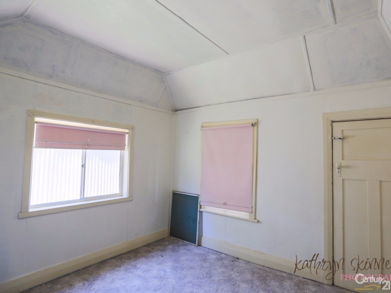 52 Lower Castlereagh Street, Gilgandra NSW 2827